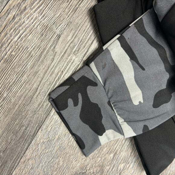 NWT Foco NFL Cleveland Browns Black Gray Mens M Center Logo Pullover Camo Hoodie - Picture 8 of 13